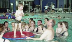 2002_04_B0062_mtv_babyschwimmen_015